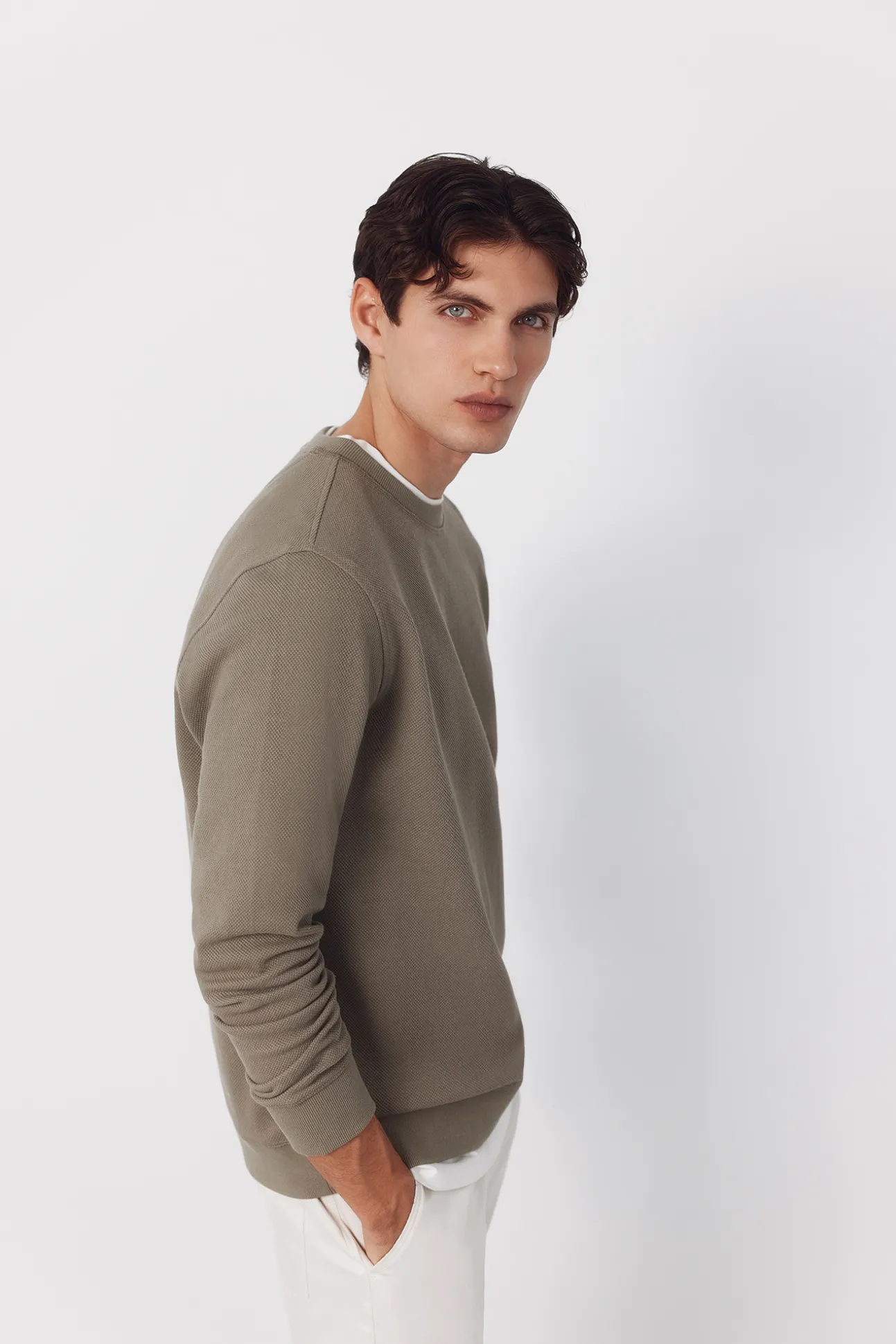 Sudadera estructura cuello caja