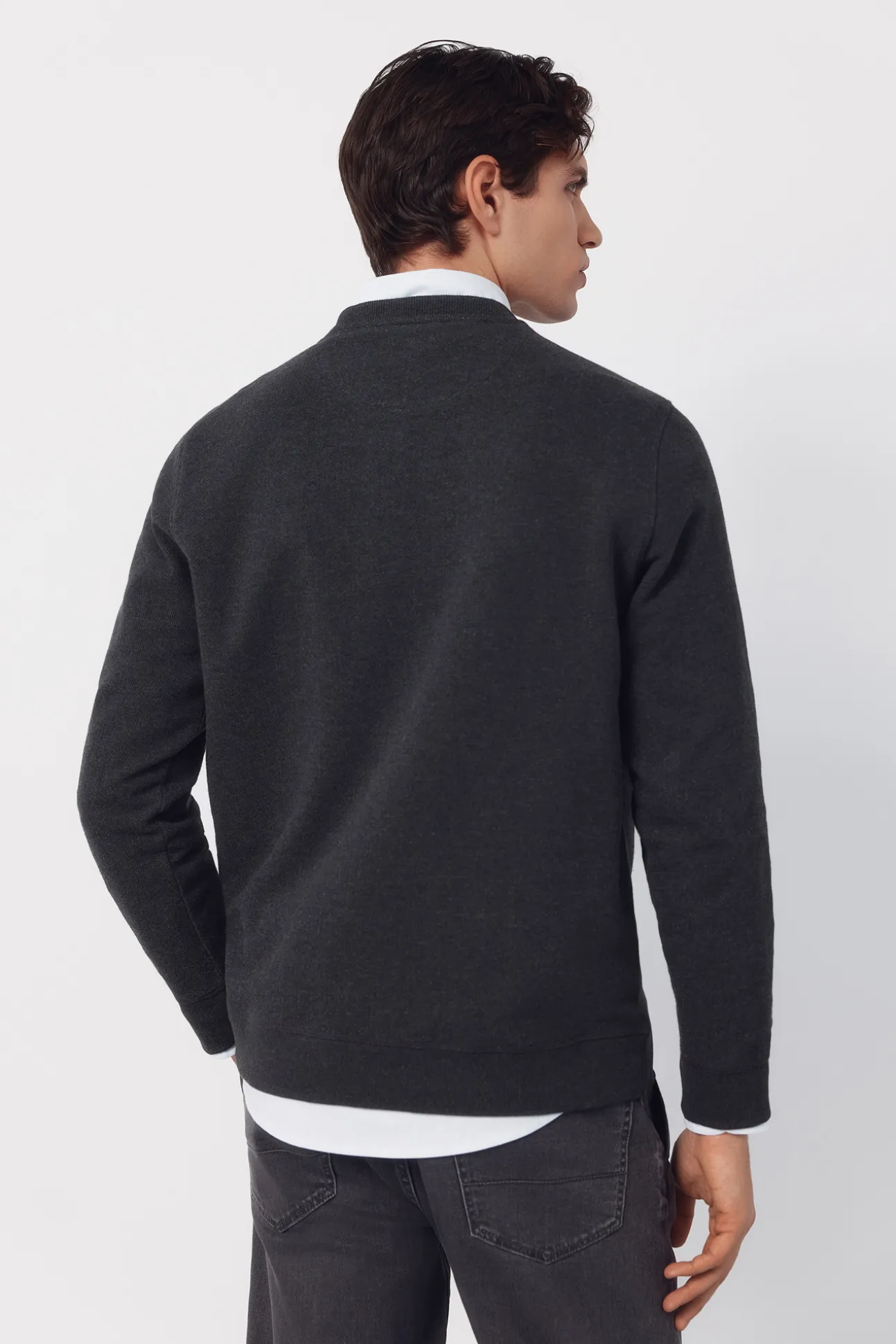 Sudadera estructura cuello caja