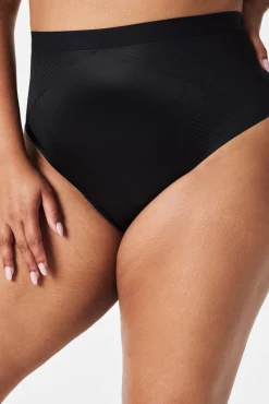 Tanga moldeador Thinstincts 2.0