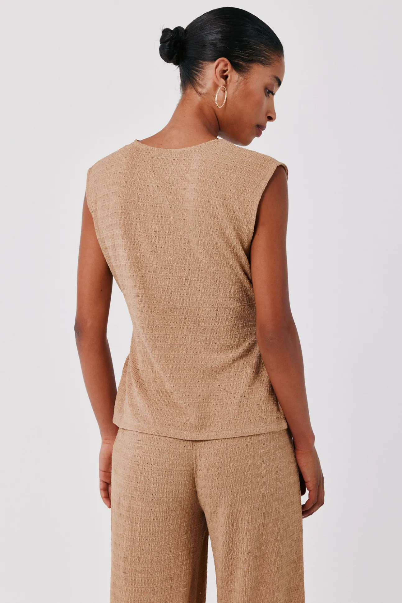 Top broche
