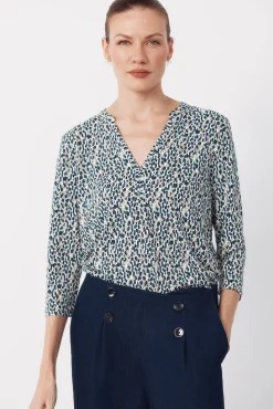 Top básico cuello mao