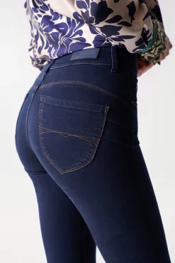 Vaqueros secret push in de corte bootcut