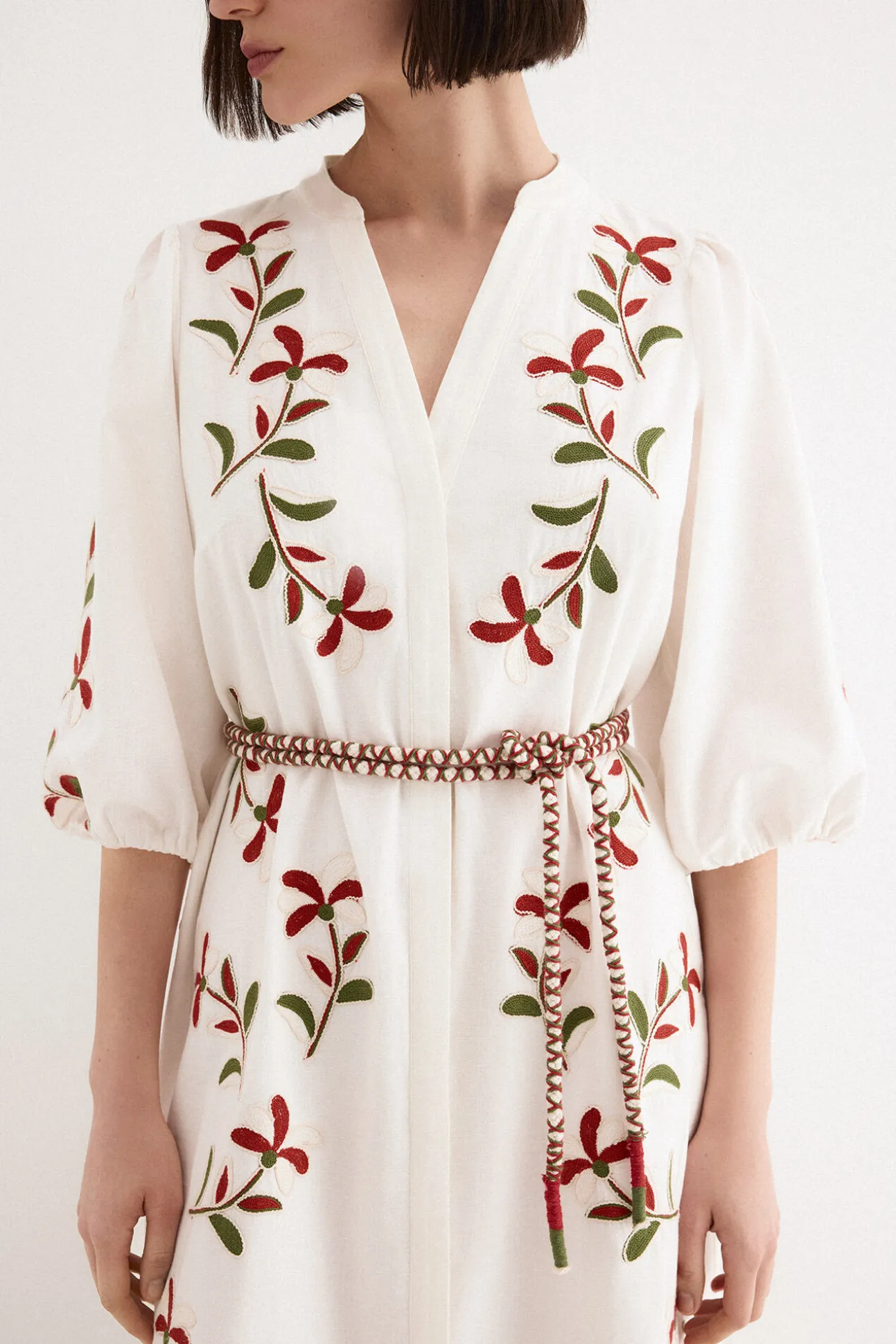 Vestido camisero bordado