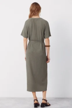 Vestido cinturón estructura