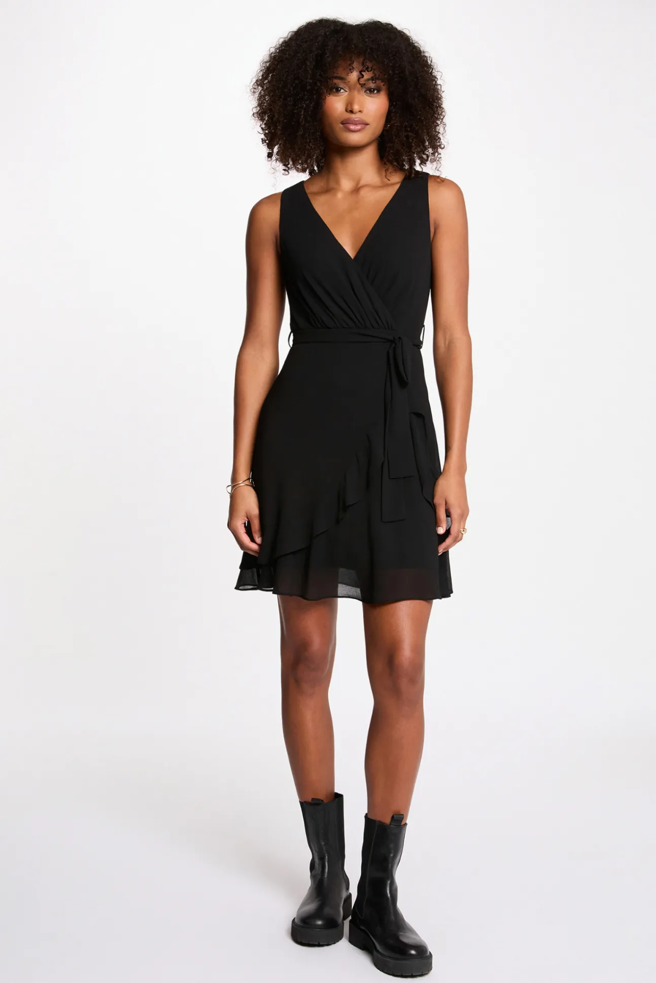 Vestido corto cruzado