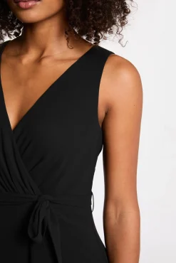 Vestido corto cruzado