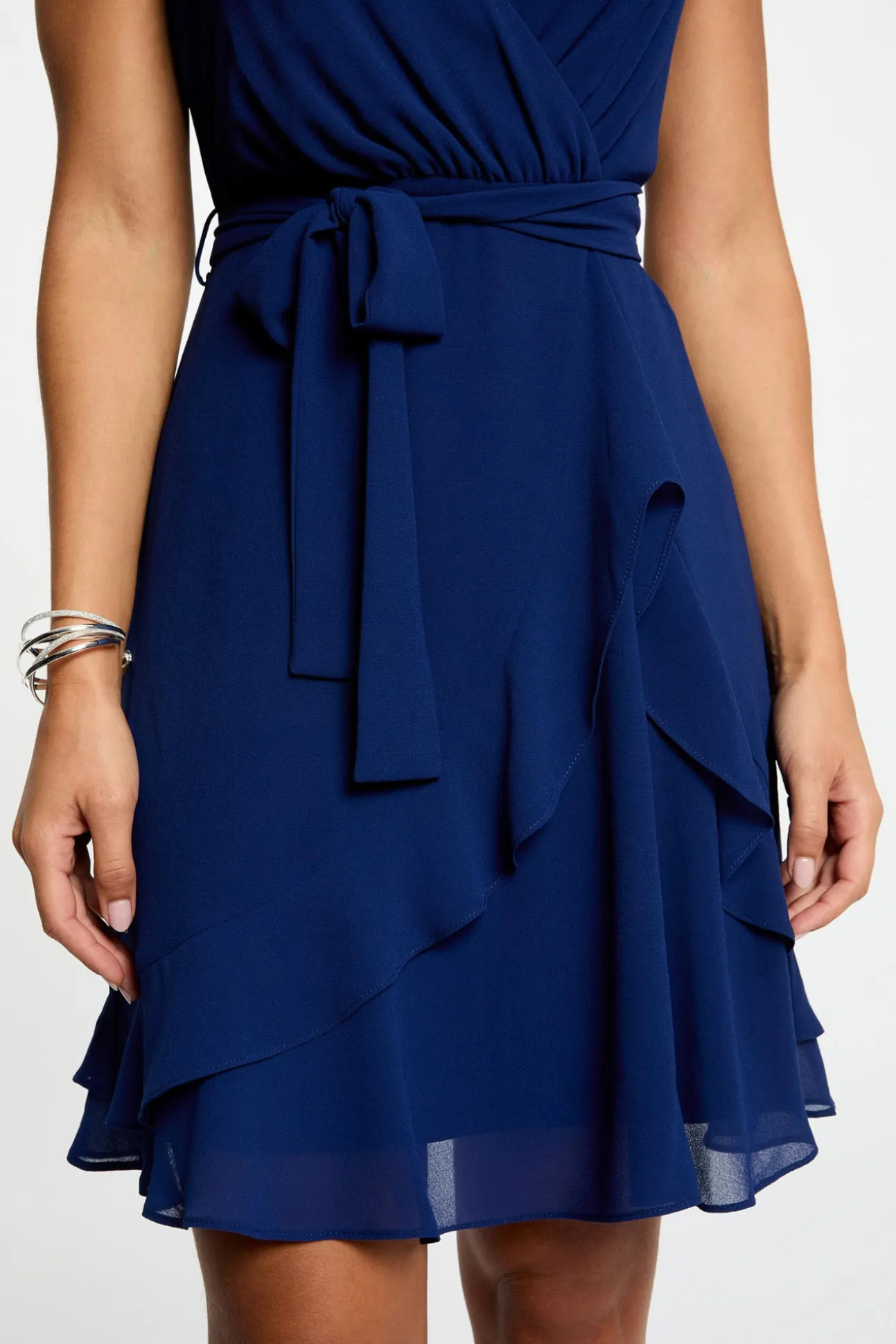 Vestido corto cruzado