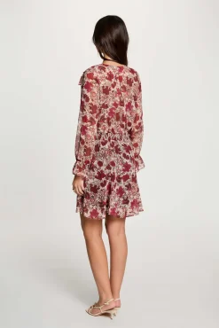 Vestido de gasa con cuello en v