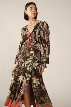 Vestido estampado con cenefa