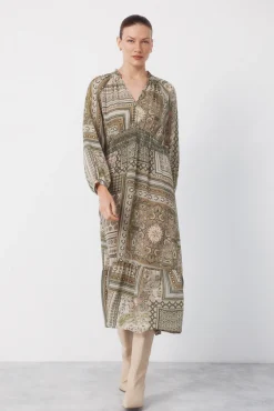 Vestido estampado fluido
