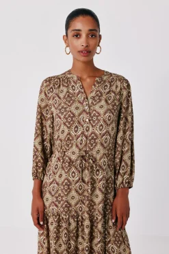 Vestido estampado vuelo
