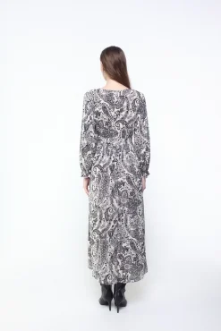 Vestido fluido jacquard