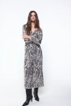 Vestido fluido jacquard