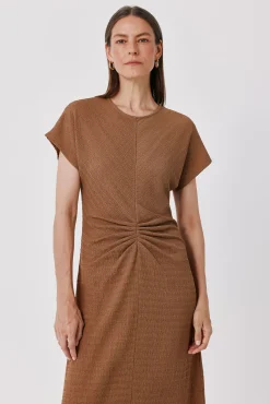 Vestido frunce