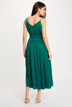 Vestido midi recto plisado