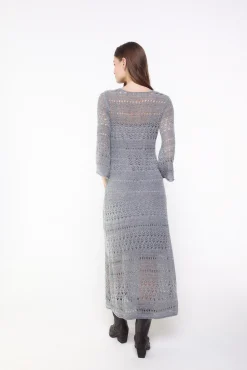 Vestido punto calado
