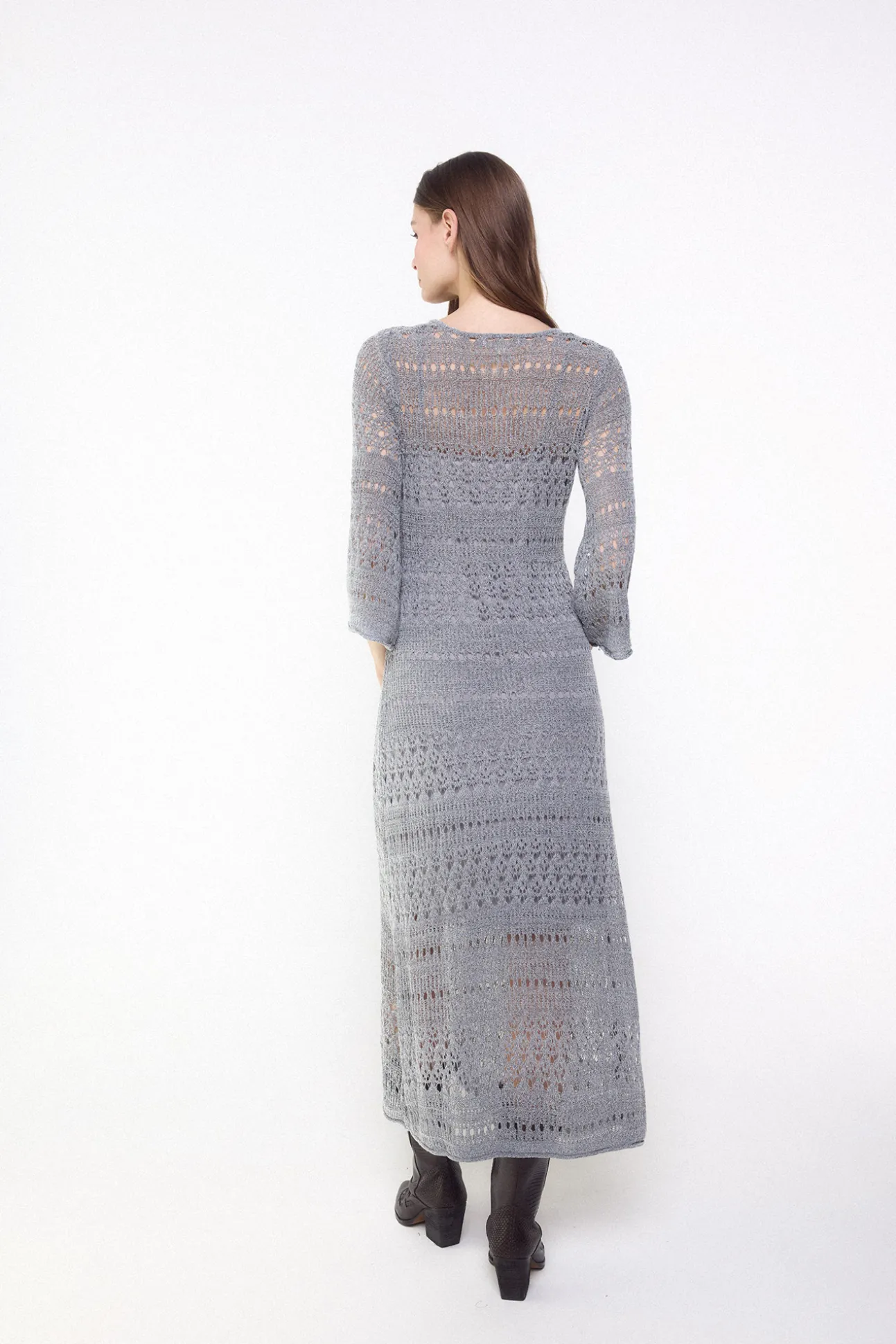 Vestido punto calado