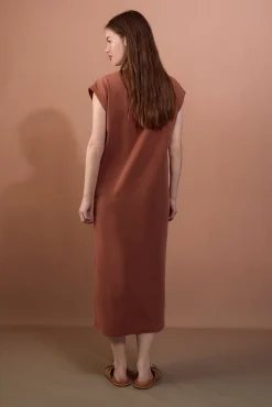 Vestido tachas