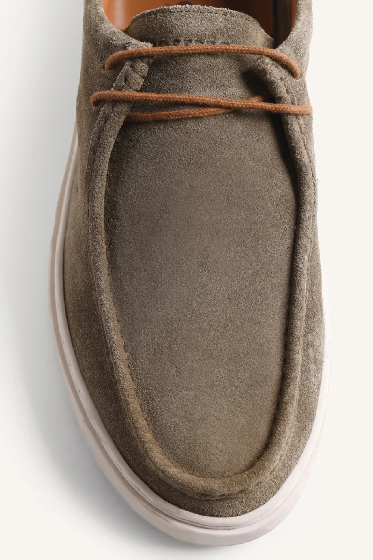 Zapatillas estilo wallabees