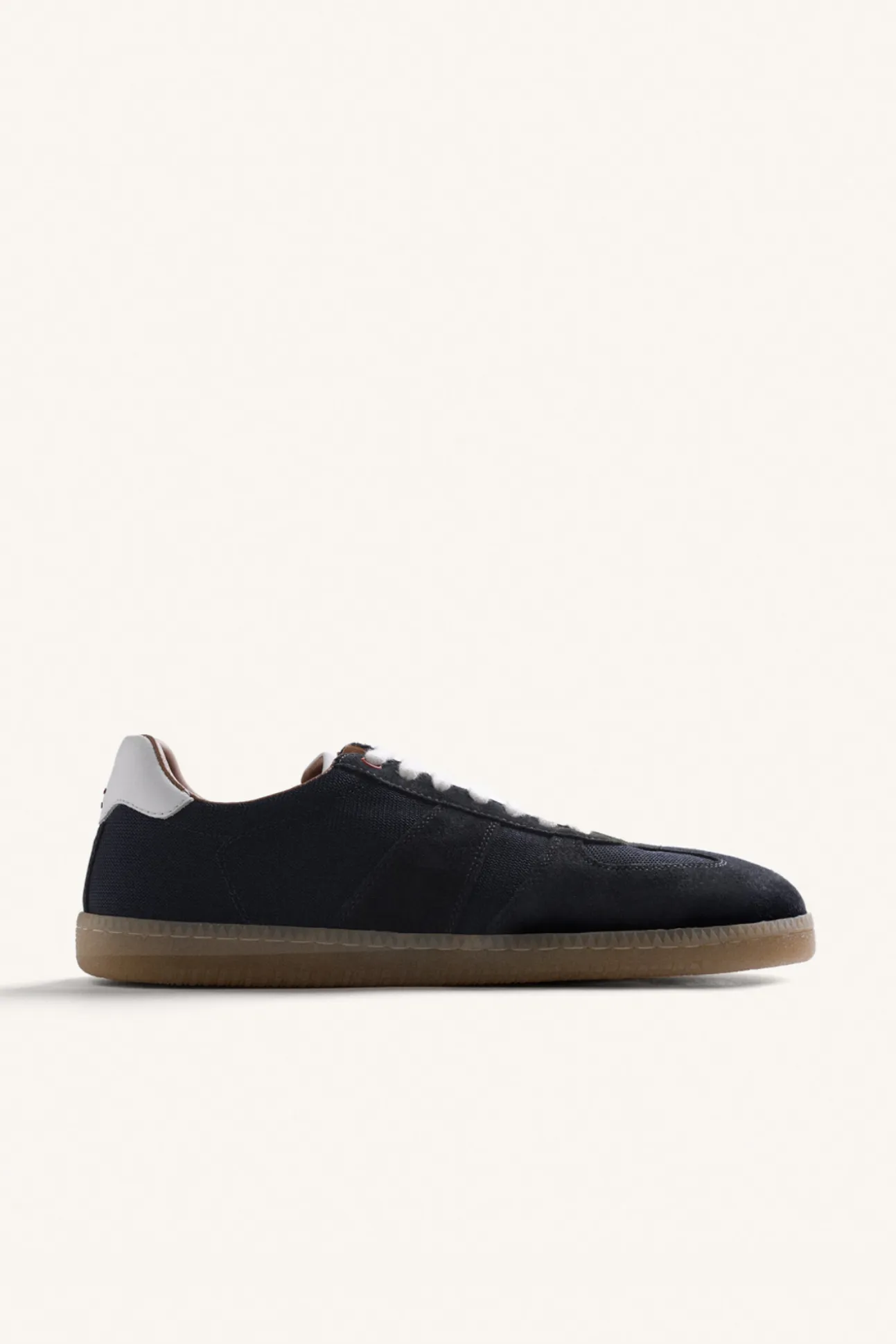 Zapatillas piel