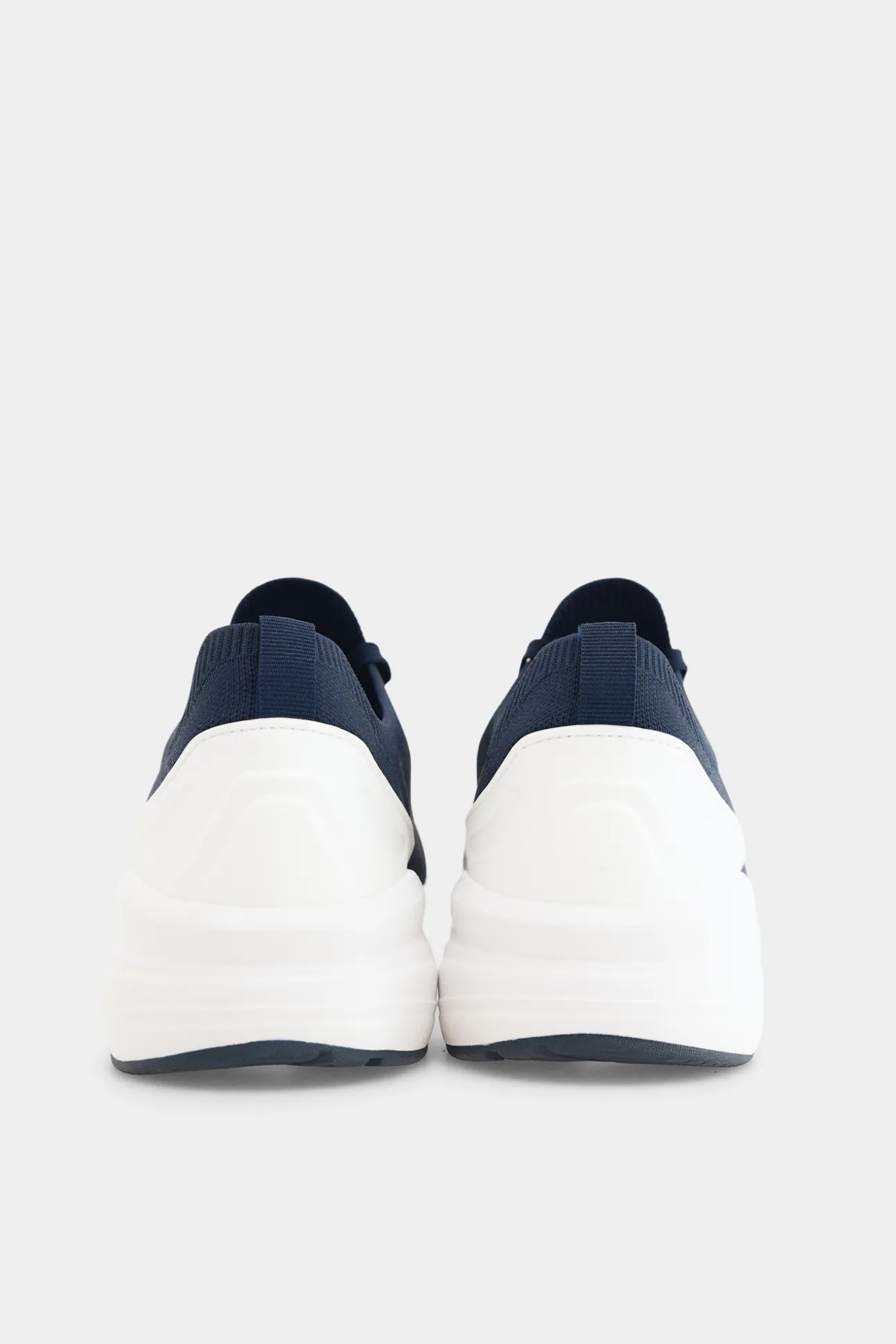 Zapatilla textil cordones