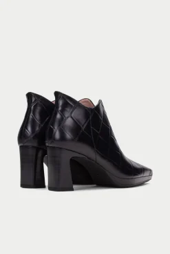 Zapato bangkok abotinado elástico hueco en v