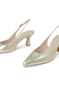 Zapatos de salón destalonados en piel
