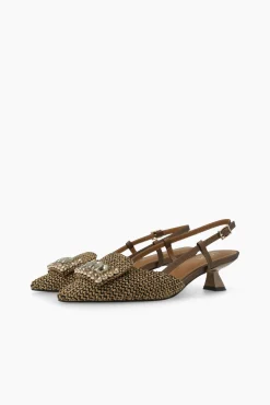 Zapatos de salón destalonados en piel